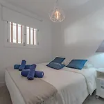Апартаменты Ocean View In Park Royal I *