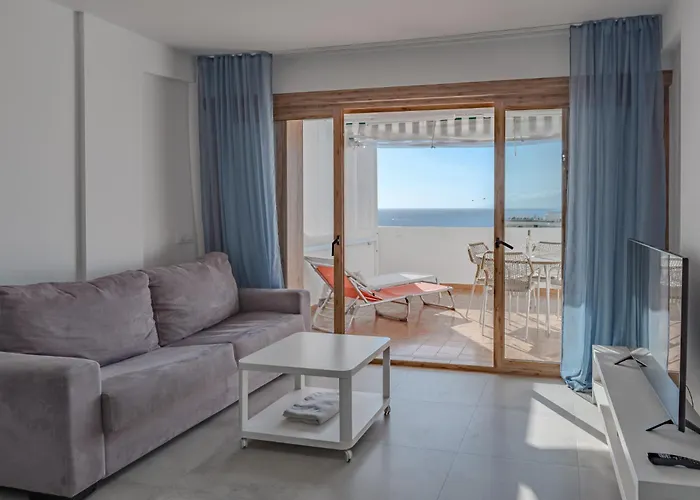 Ocean View In Park Royal I Apartment *